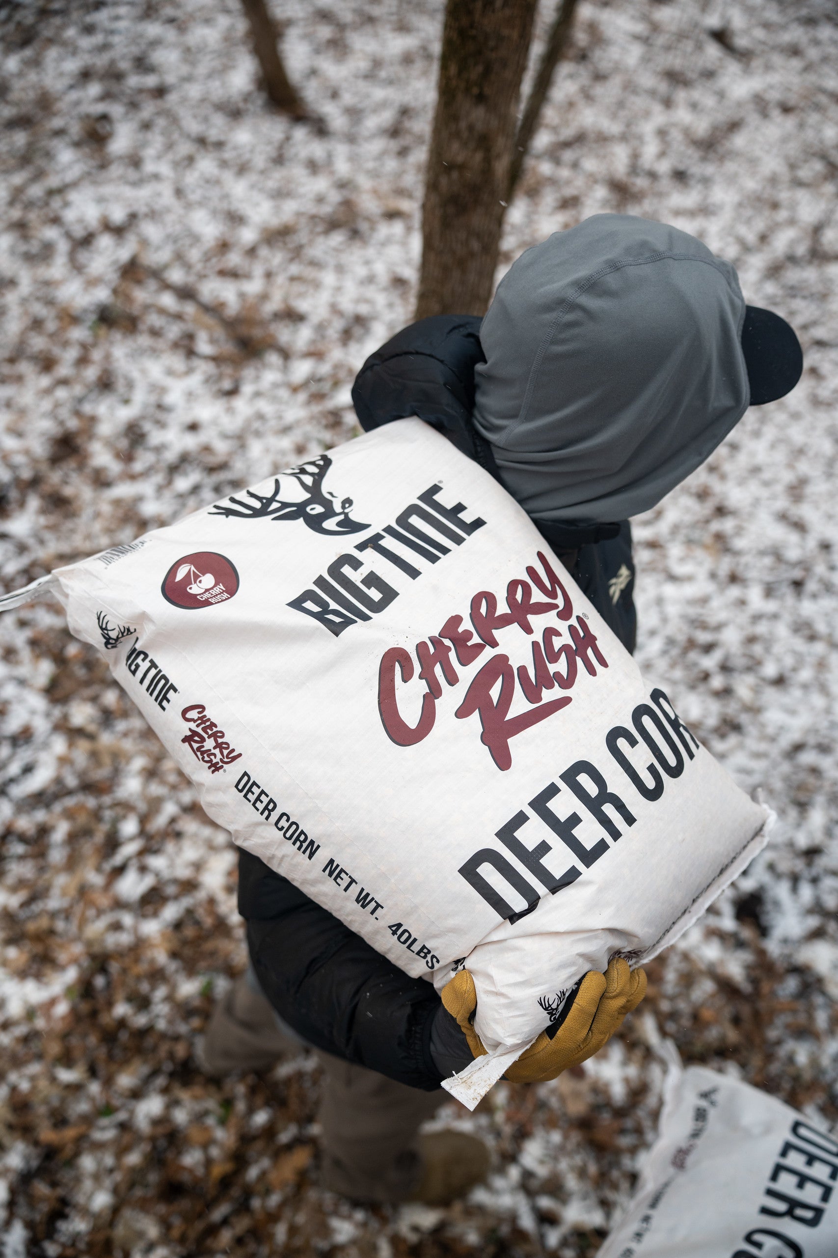 Big Tine Cherry Rush Deer Corn Pallet